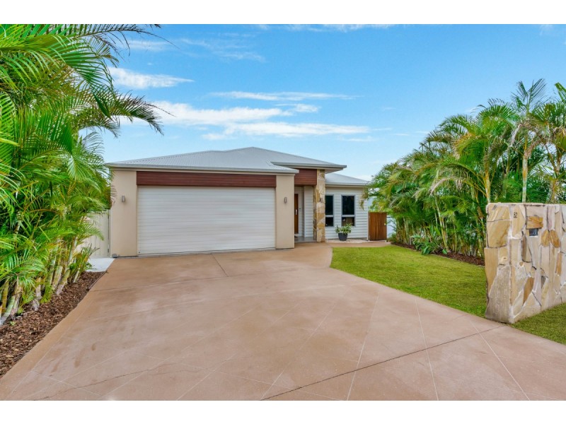 52 Tara Vista Boulevard, Highland Park QLD 4211