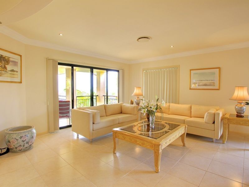 24 Marriott Way, Highland Park QLD 4211