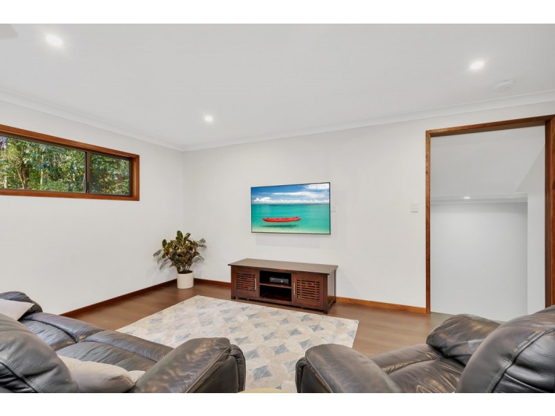 208 Dugandan Street, Nerang QLD 4211