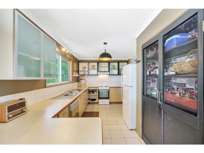 7 Poplar Court, Beechmont QLD 4211