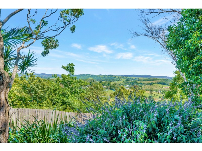 7 Poplar Court, Beechmont QLD 4211