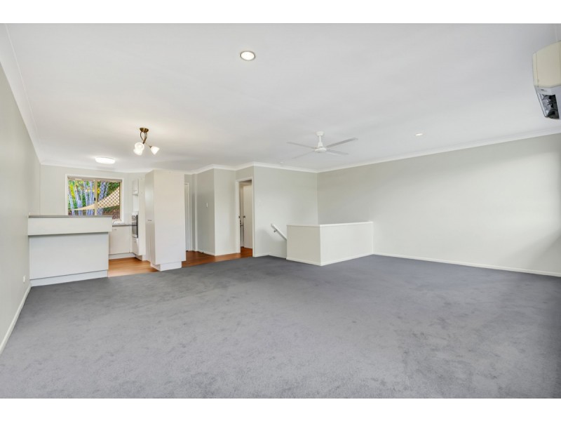 4/8 Kilpatrick Court, Highland Park QLD 4211