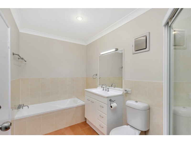 4/8 Kilpatrick Court, Highland Park QLD 4211