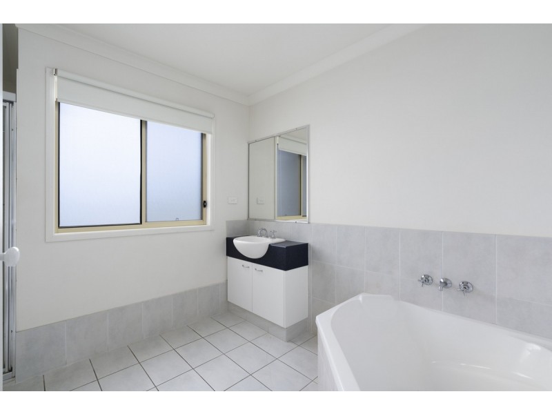 10 Miro Place, Nerang QLD 4211