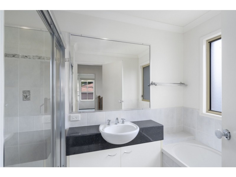 10 Miro Place, Nerang QLD 4211