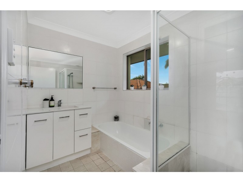 175 Dugandan Street, Nerang QLD 4211