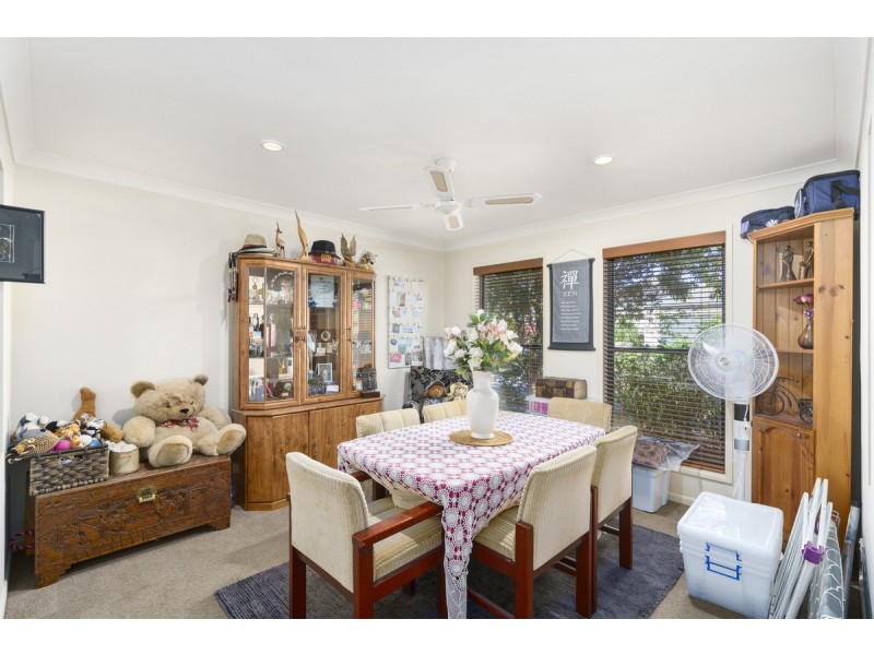 13 Rhiannon Drive, Ashmore QLD 4214