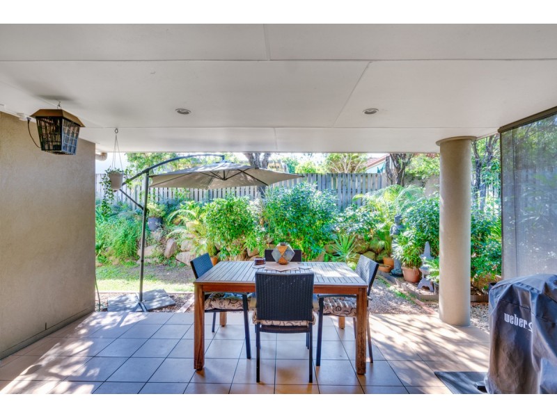 13 Rhiannon Drive, Ashmore QLD 4214