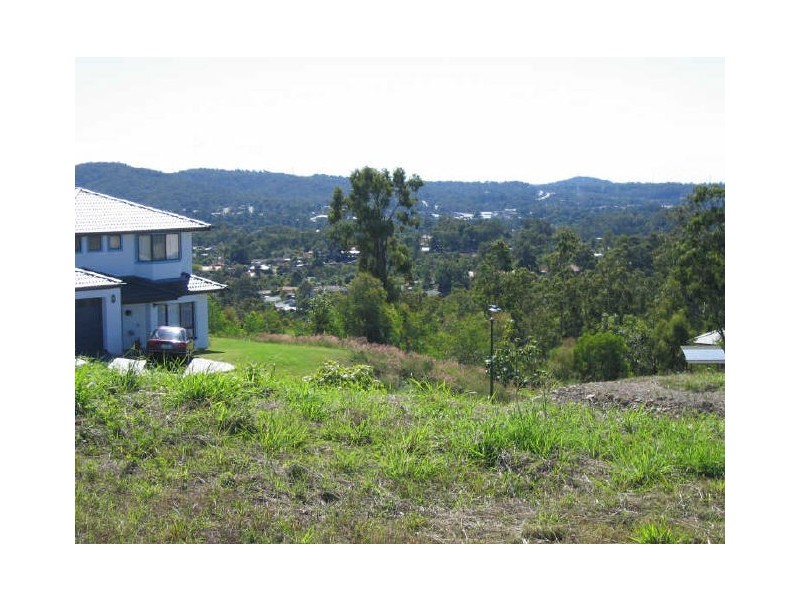 30 Tara Vista Boulevard, Highland Park QLD 4211