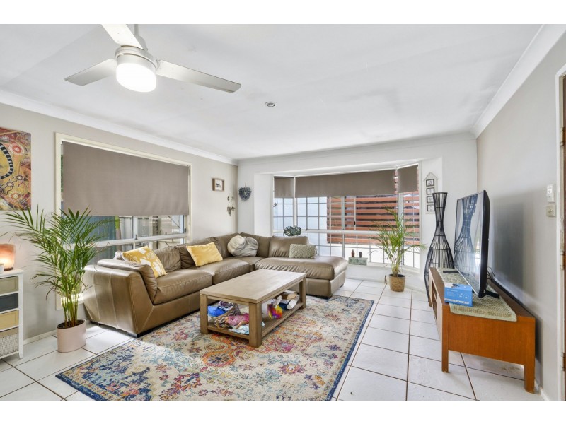 5 Solomon Court, Carrara QLD 4211