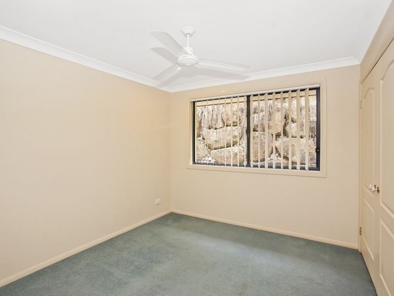 16 Bonner Court, Pacific Pines QLD 4211