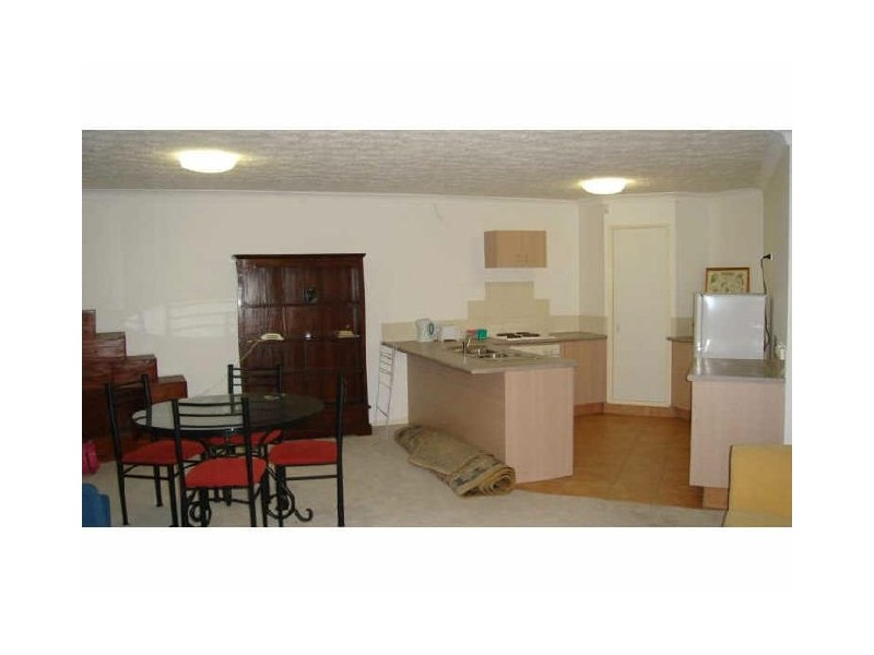 8/1 Nerang Street, Nerang QLD 4211