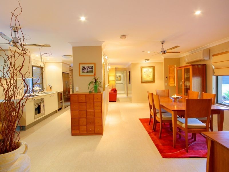 11 Hyde Court, Nerang QLD 4211