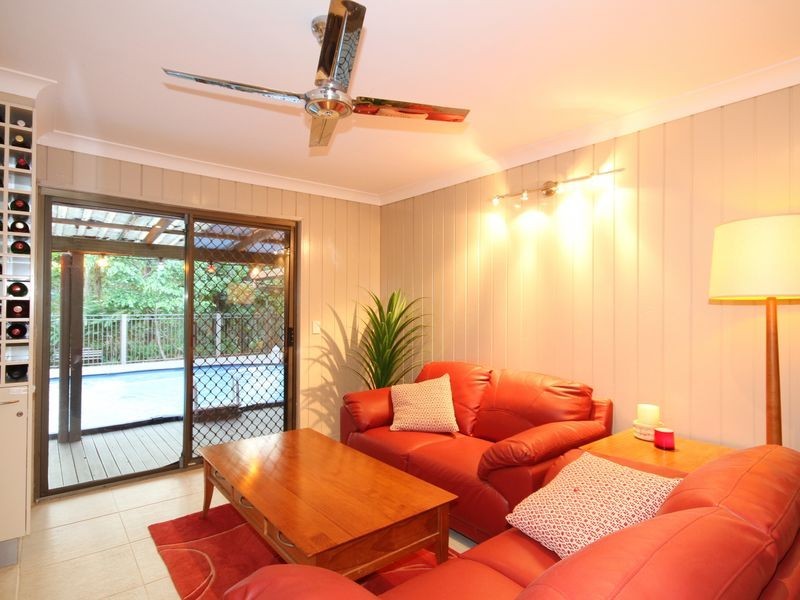 11 Hyde Court, Nerang QLD 4211
