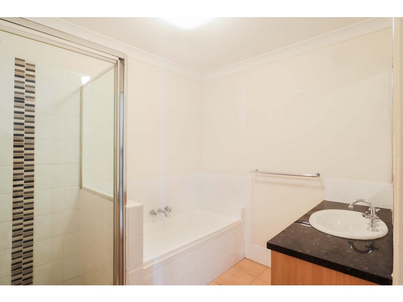 2/18 Bella Boulevard, Pimpama QLD 4209