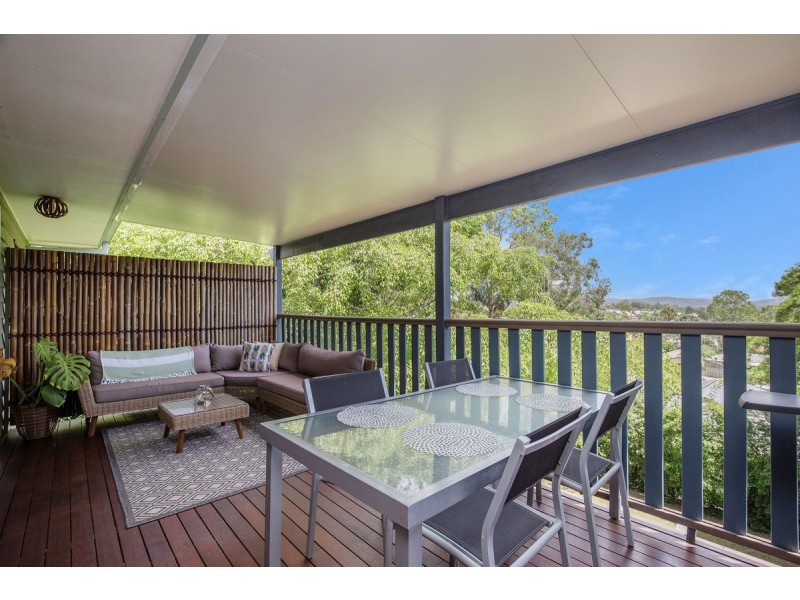 6 Convery Crescent, Highland Park QLD 4211