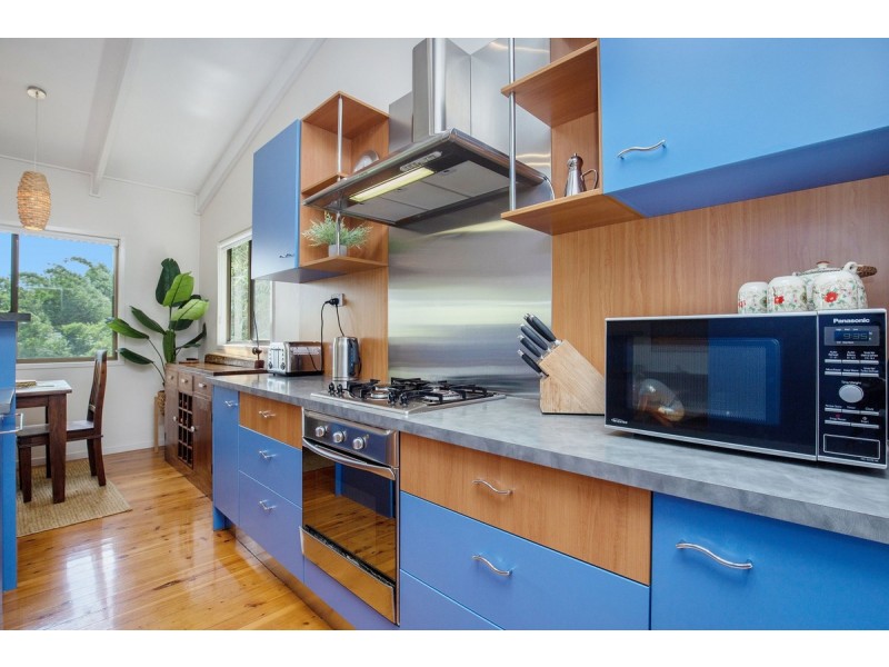 6 Convery Crescent, Highland Park QLD 4211