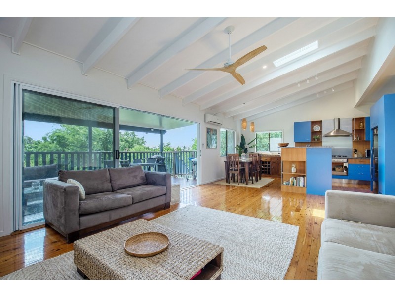 6 Convery Crescent, Highland Park QLD 4211