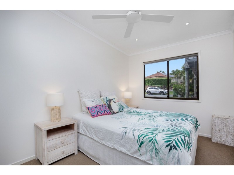 6 Convery Crescent, Highland Park QLD 4211