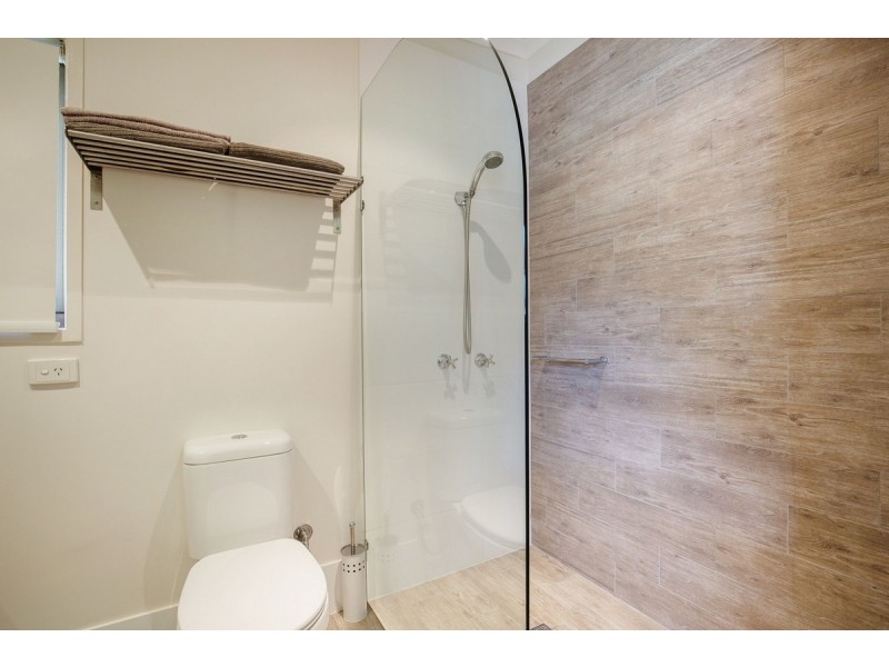 6 Convery Crescent, Highland Park QLD 4211