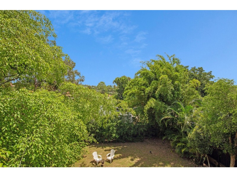 6 Convery Crescent, Highland Park QLD 4211