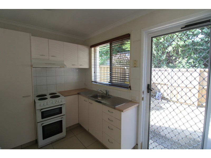 6/125 Pappas Way, Carrara QLD 4211