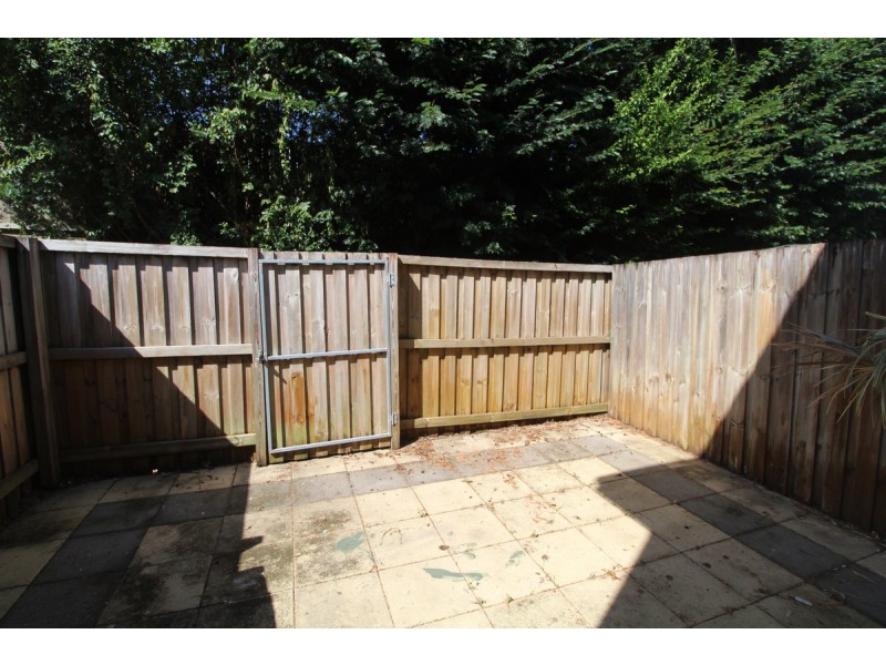 6/125 Pappas Way, Carrara QLD 4211