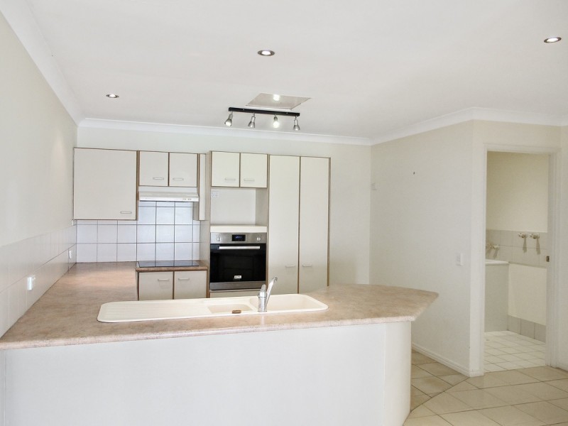 2/44 Ancona Street, Carrara QLD 4211