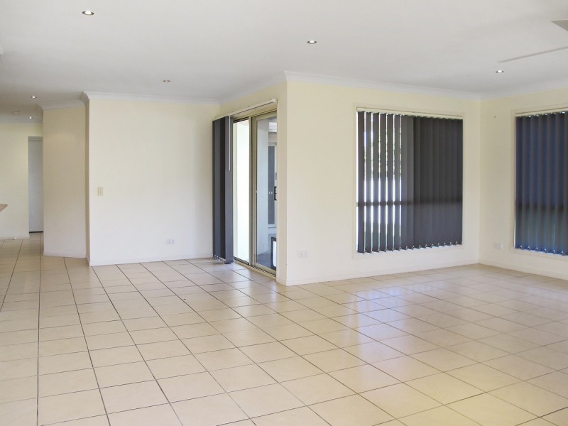 2/44 Ancona Street, Carrara QLD 4211