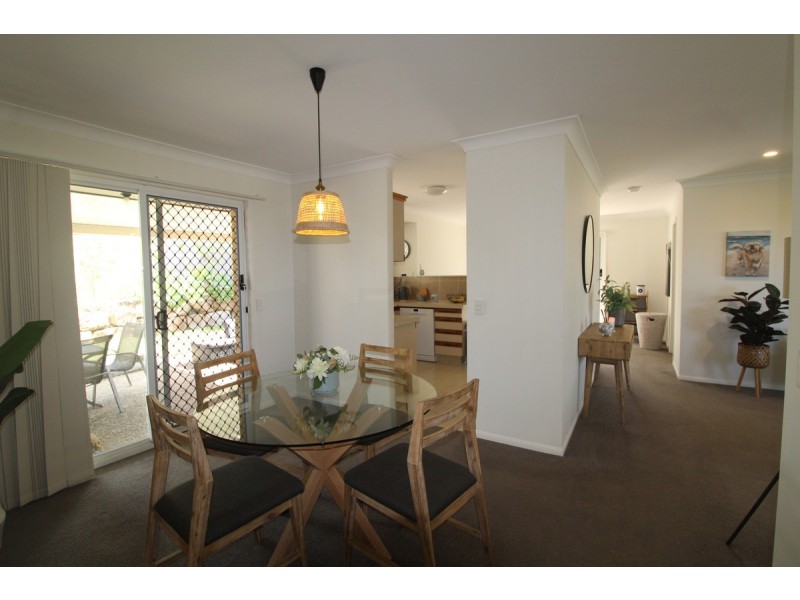 4 Kahlua Court, Highland Park QLD 4211