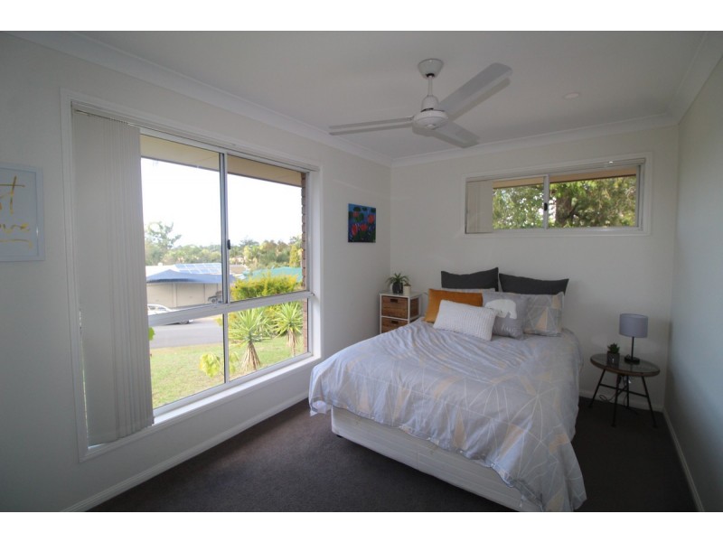 4 Kahlua Court, Highland Park QLD 4211