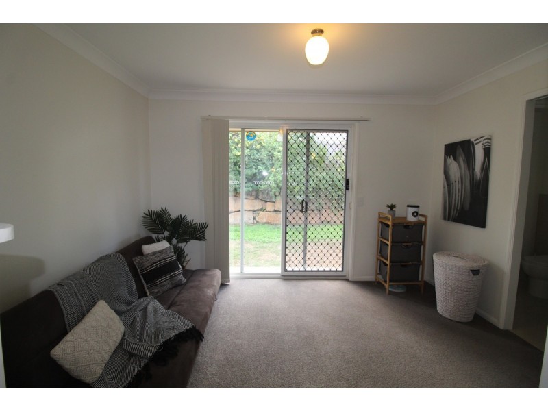 4 Kahlua Court, Highland Park QLD 4211