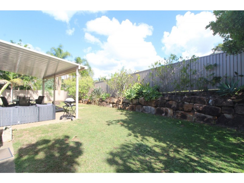 4 Kahlua Court, Highland Park QLD 4211