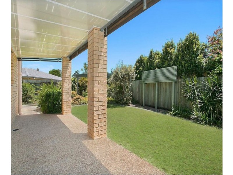 19 Summit Crescent, Carrara QLD 4211