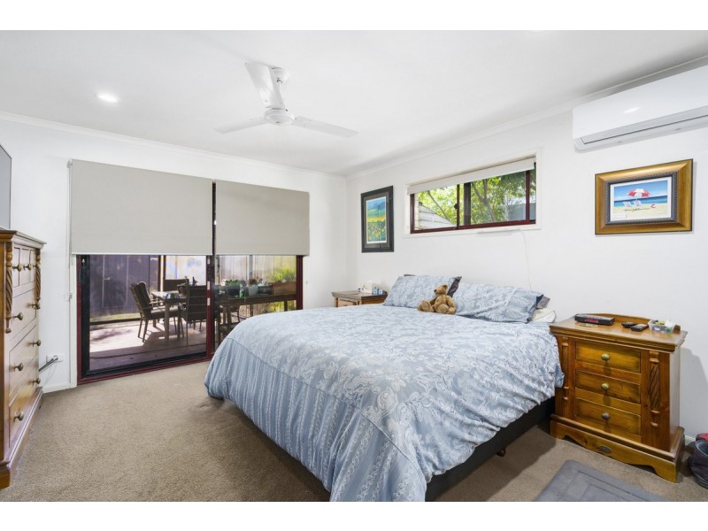 49 Paddington Drive, Carrara QLD 4211