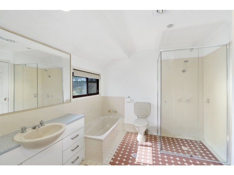 49 Paddington Drive, Carrara QLD 4211