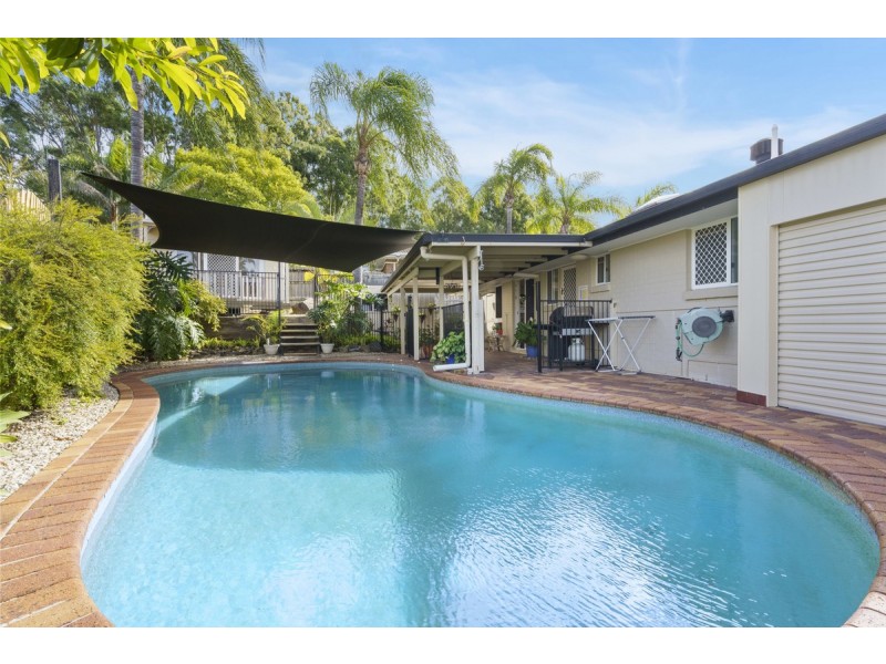 20 Foxhill Court, Carrara QLD 4211