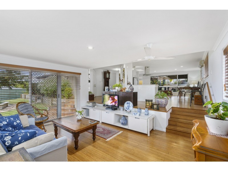 20 Foxhill Court, Carrara QLD 4211