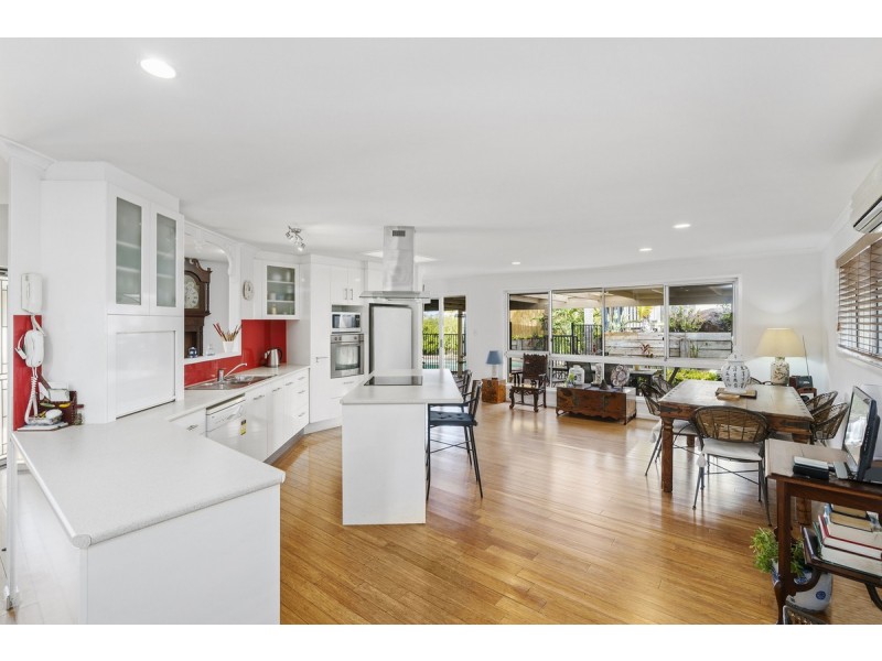 20 Foxhill Court, Carrara QLD 4211