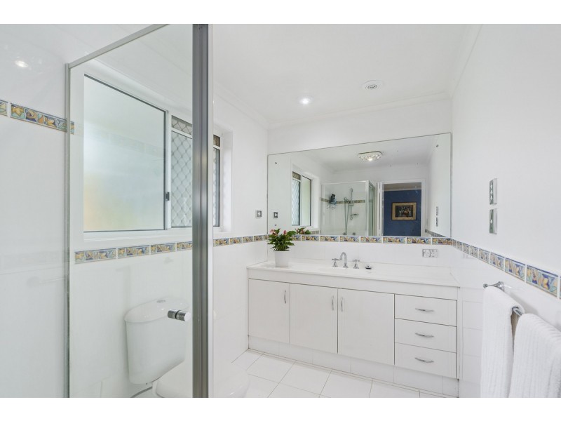 20 Foxhill Court, Carrara QLD 4211