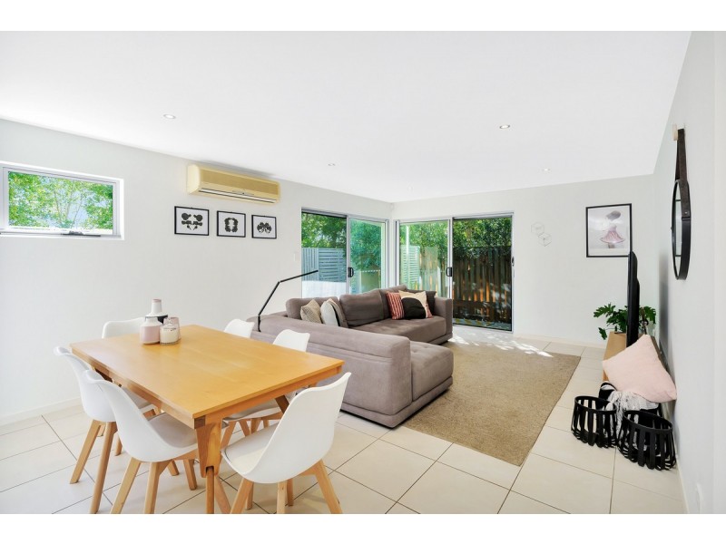 16/1 Boulton Drive, Nerang QLD 4211