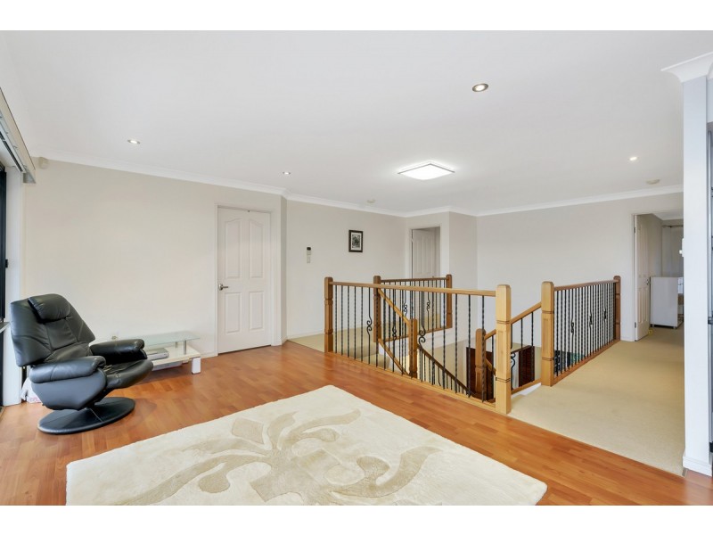 5 Mercure Place, Highland Park QLD 4211