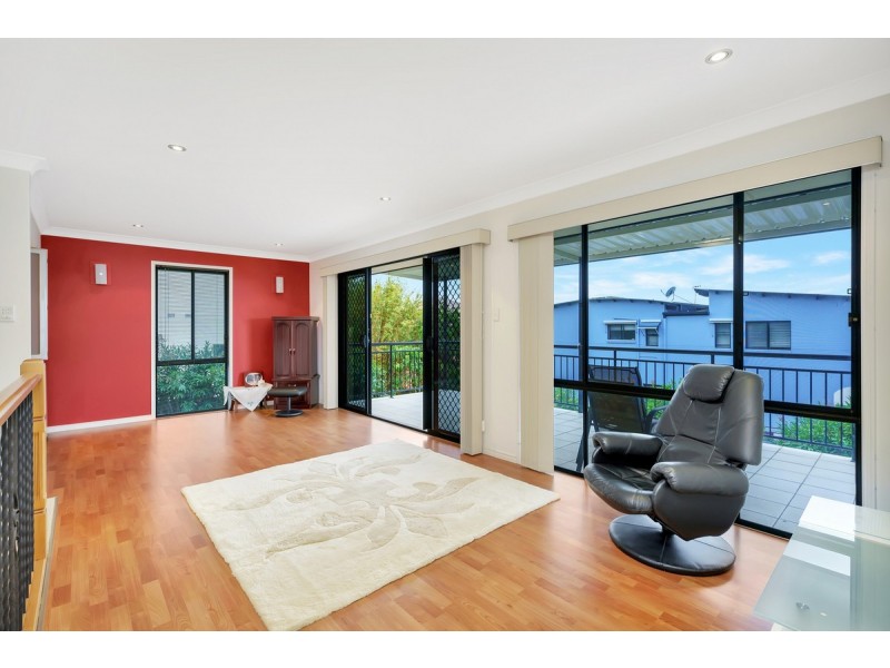 5 Mercure Place, Highland Park QLD 4211