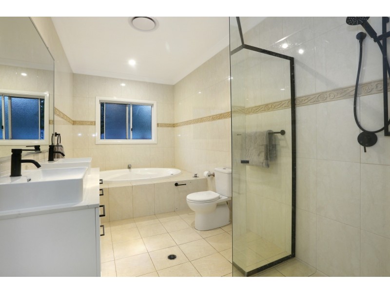 55-57 Trentbridge Court, Mount Nathan QLD 4211