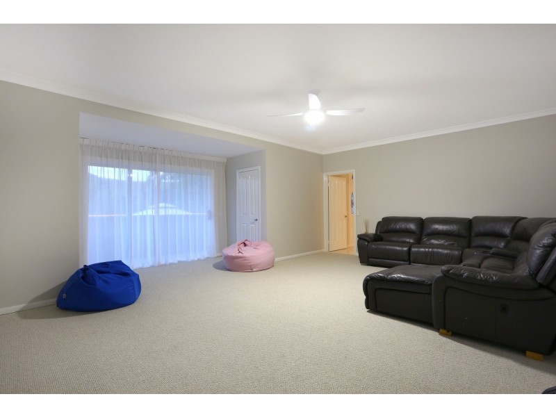 55-57 Trentbridge Court, Mount Nathan QLD 4211