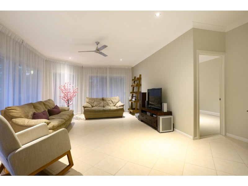 55-57 Trentbridge Court, Mount Nathan QLD 4211