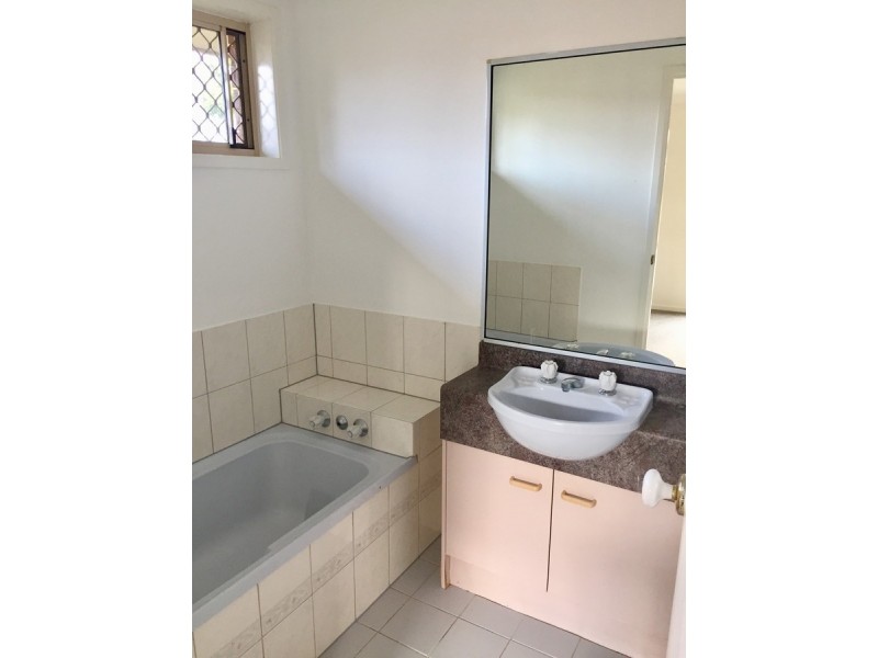 18 Galahad Court, Nerang QLD 4211