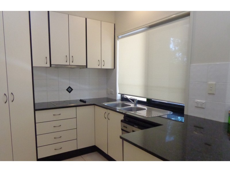 1/25 Riverwood Drive, Ashmore QLD 4214