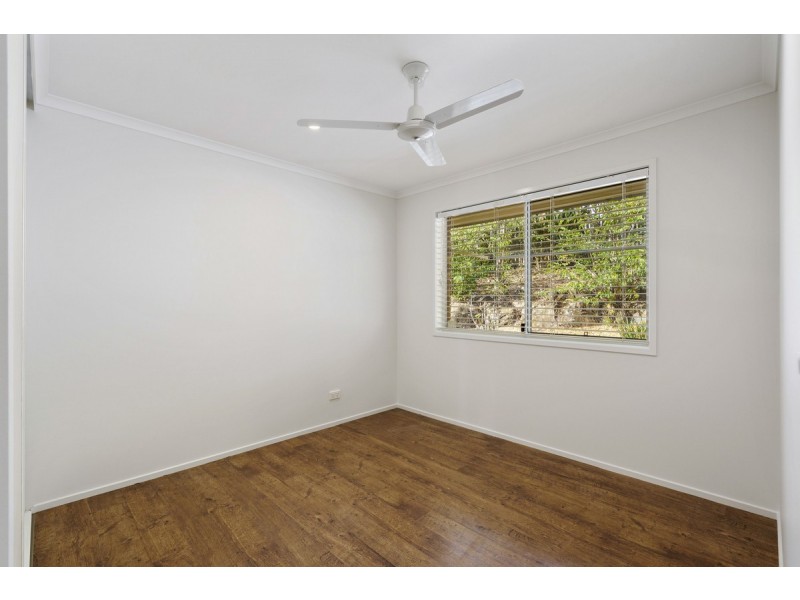 8 Forfar Court, Highland Park QLD 4211