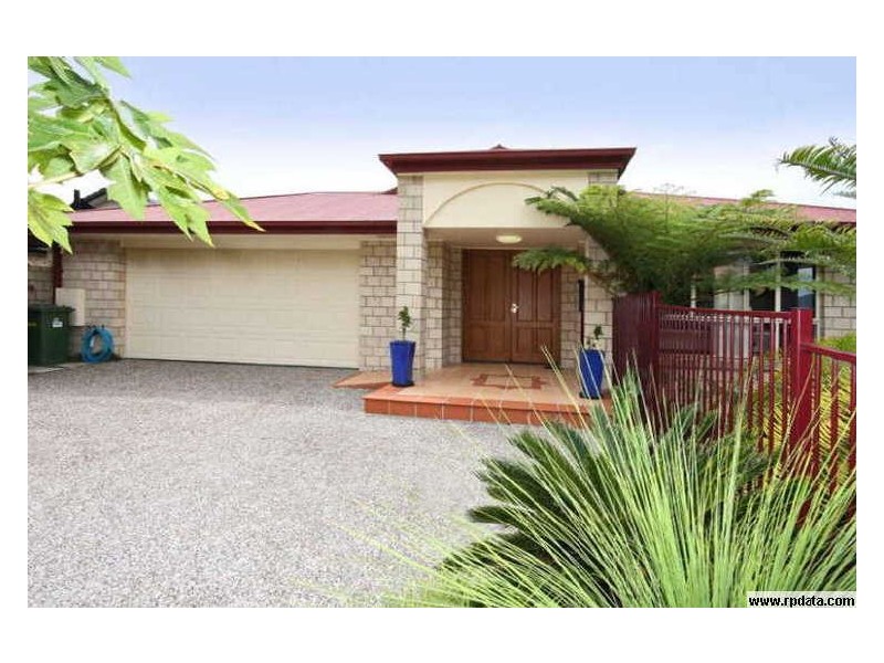13 Marriott Way, Highland Park QLD 4211